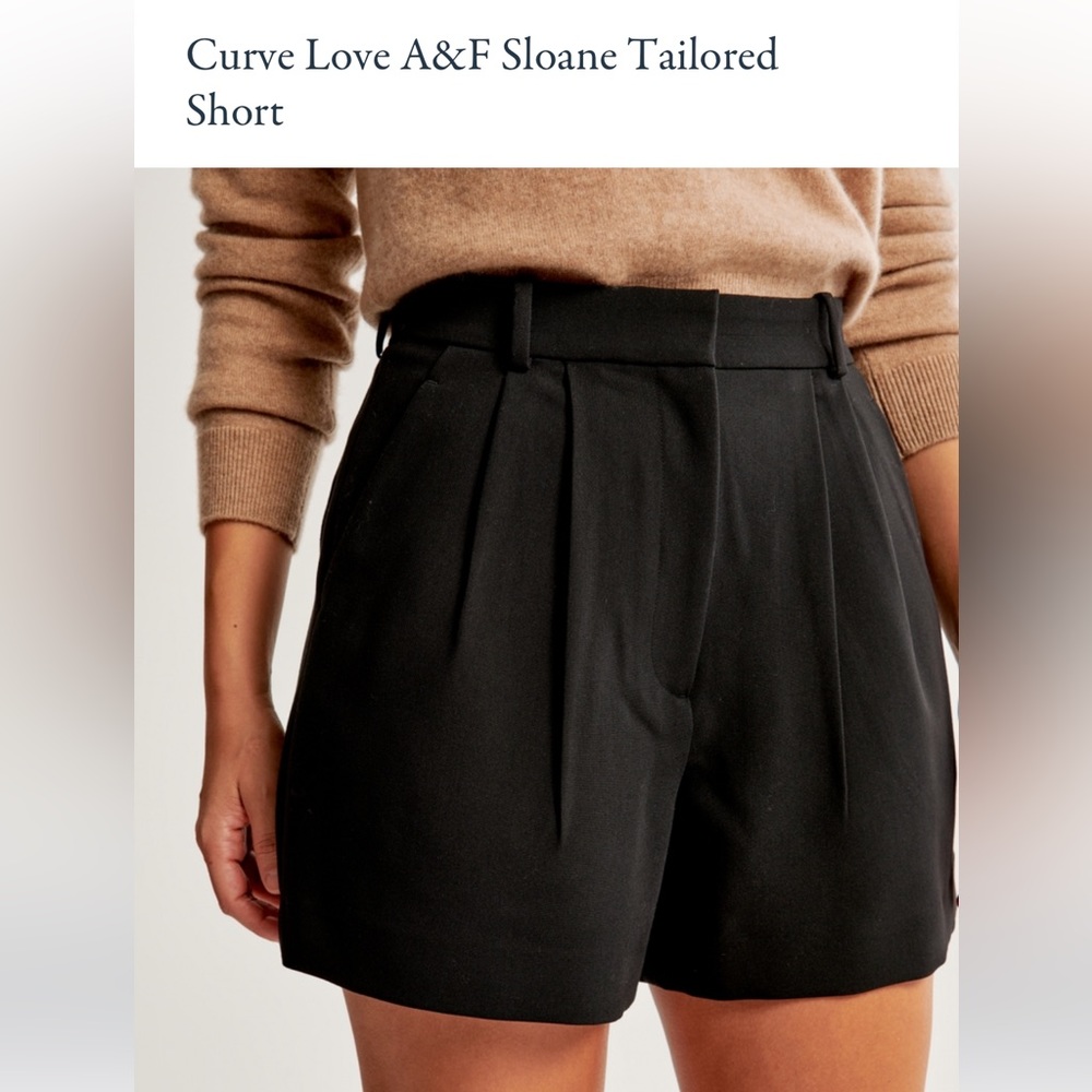 A&F Curve Love Sloane Tailored Short